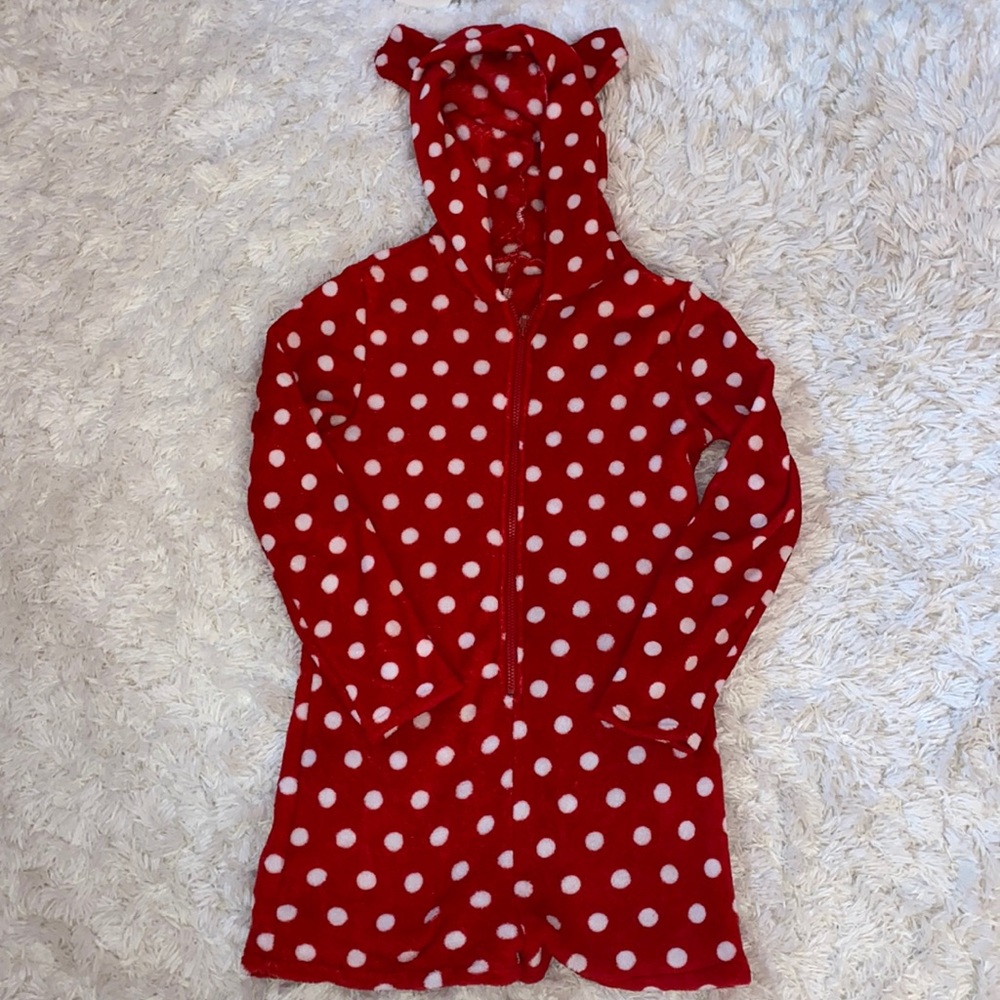 Red polka dot onesie ✨